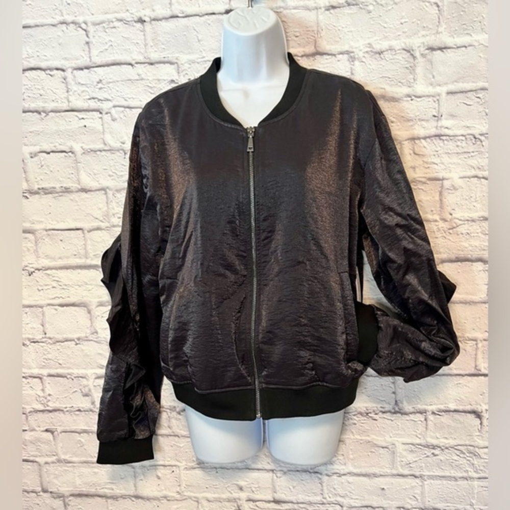 NWT Guess Women’s BIELLA RUFFLE BOMBER Jacket